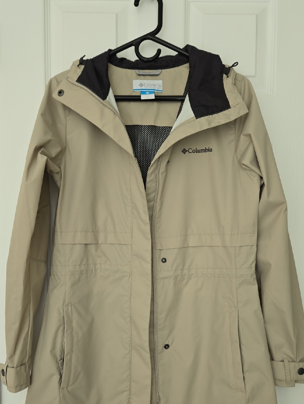 Columbia Women's Light Beige Hooded Trench Coat - NWOT
